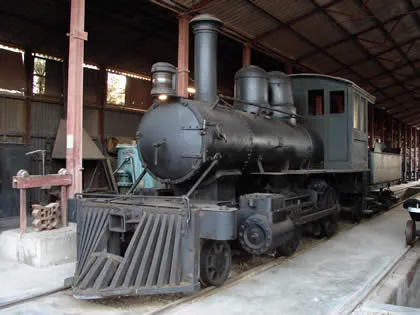 museo_ferroviario_locomotoras_ ...