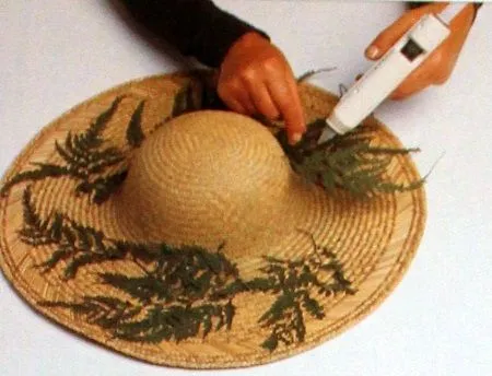 MuyVariado.com: Como Decorar con Flores Secas, Sombrero de Verano MuyVariado.com: Como Decorar con Flores Secas, Sombrero de Verano