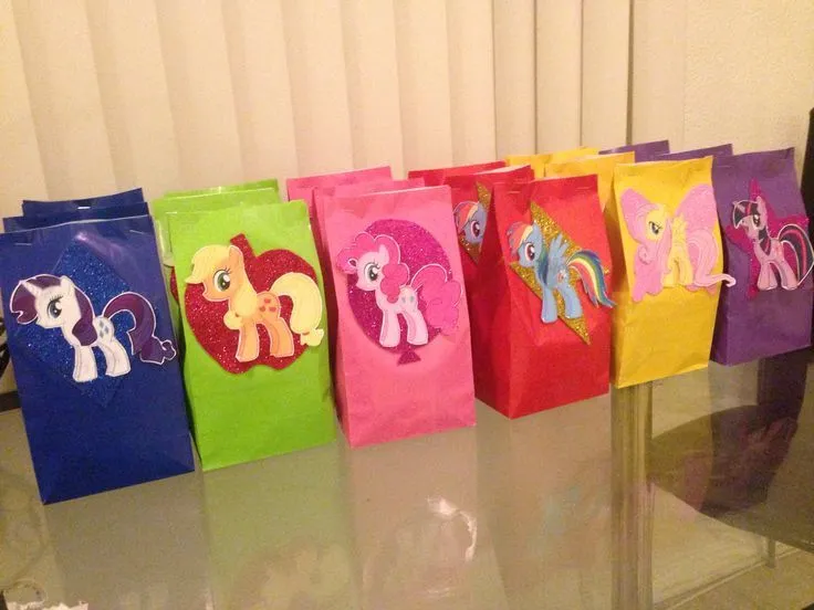 My little pony favor bags | BOLSAS DE PAPEL DECORADAS | Pinterest ...