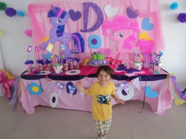 Mesa para pastel, tema My little pony. Kiddy's fiestas infantiles ...