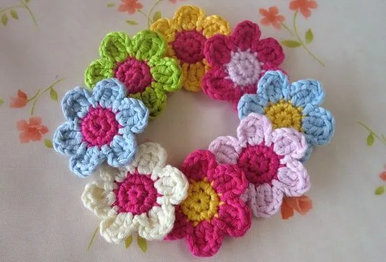 Flores tejidas en crochet - Imagui
