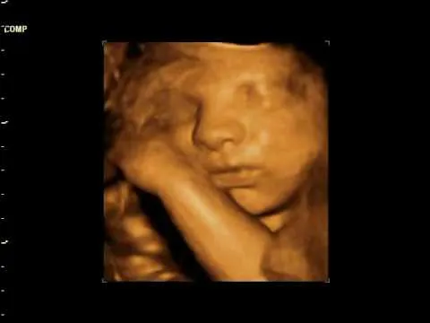 NAUGHTY BABY niño travieso en la barriga de la madre - YouTube