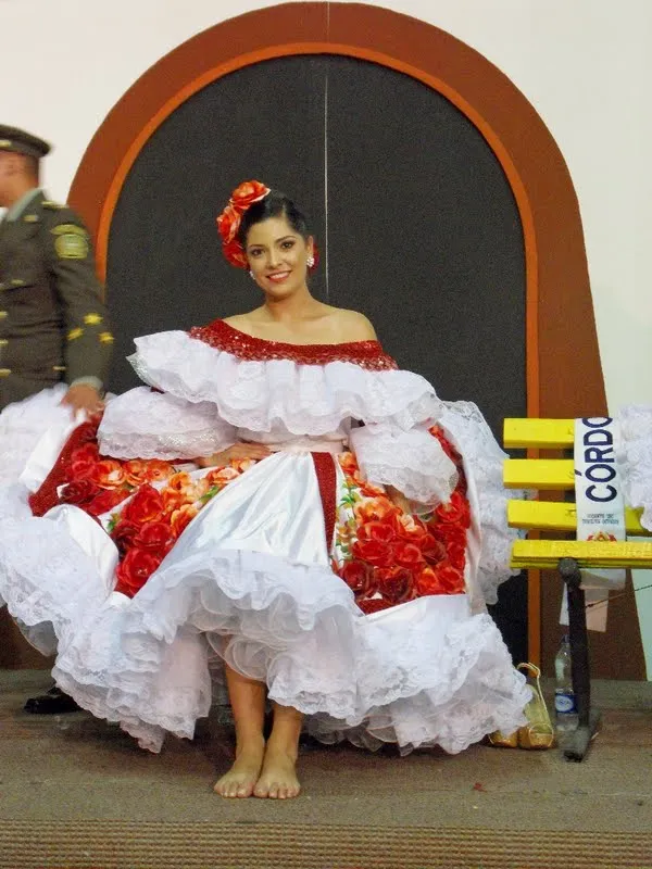 Neiva Huila Colombia: CREACION TRAJE TIPICO DEL SAN JUANERO Neiva Huila Colombia: CREACION TRAJE TIPICO DEL SAN JUANERO