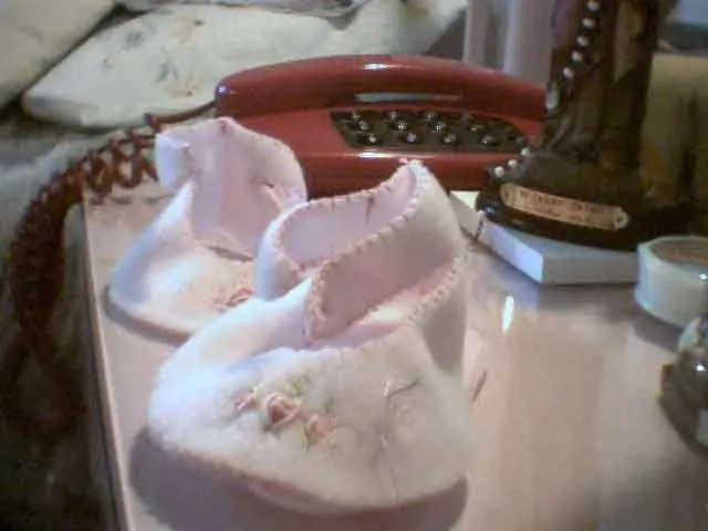 Nela Designs: Escarpines, baby Shoe