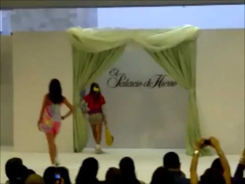 Pasarela Distroller en el evento de la Modelo Palacio 2011 - YouTube