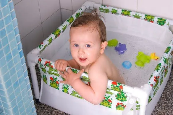 Niño bañandose en ducha - Imagui
