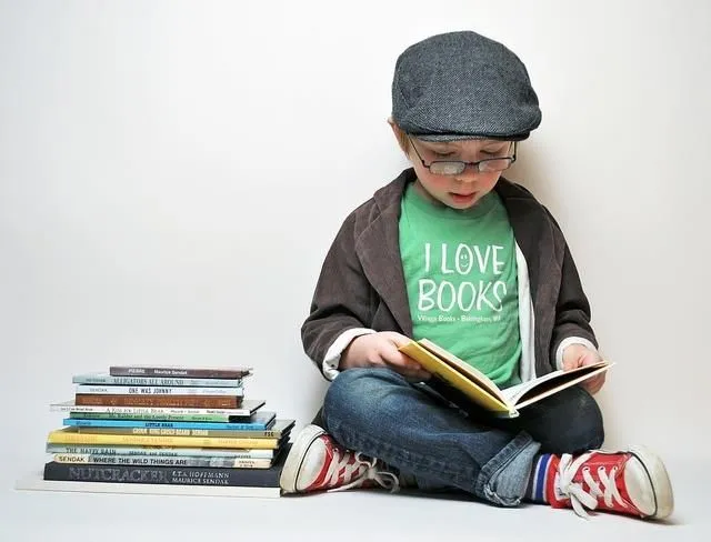 Niño leyendo | Letras e imágenes | Pinterest Niño leyendo | Letras e imágenes | Pinterest