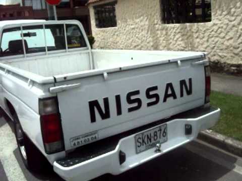 Nissan - D-21 - 2006 - compresucarro.com - YouTube