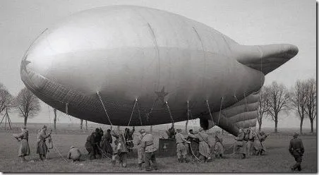 Siempre en las nubes: Los globos aerostaticos en la guerra Siempre en las nubes: Los globos aerostaticos en la guerra