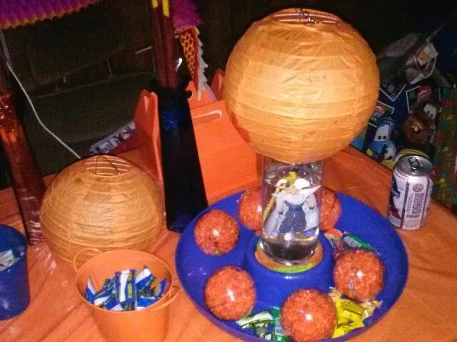 Candy Bar Table | Odie's Dragonball Z Party | Pinterest | Bar ...