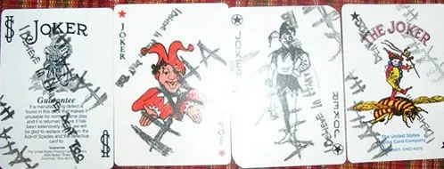 Oiga, ¿cómo quiere que le llamemos?... llamadme... Joker... Oiga, ¿cómo quiere que le llamemos?... llamadme... Joker...