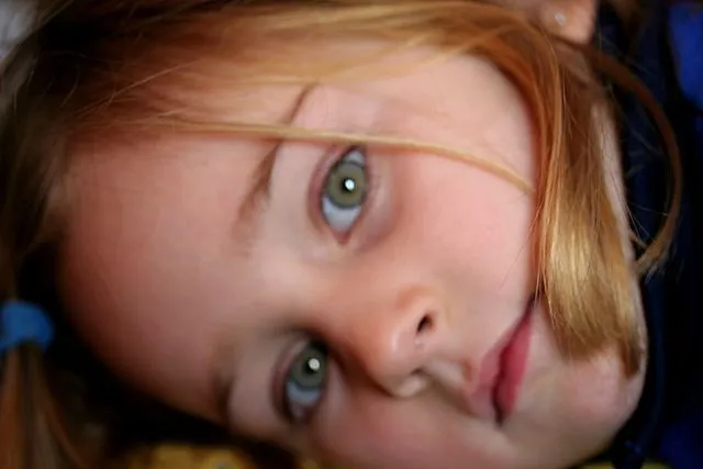 Por qué tenemos los ojos de distintos colores? | En Clave de Niños