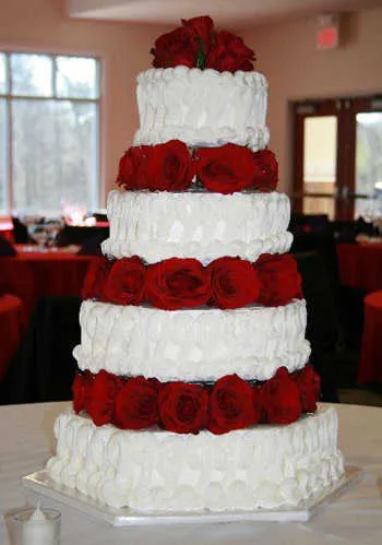 Originales tortas con flores para boda | Fiesta101