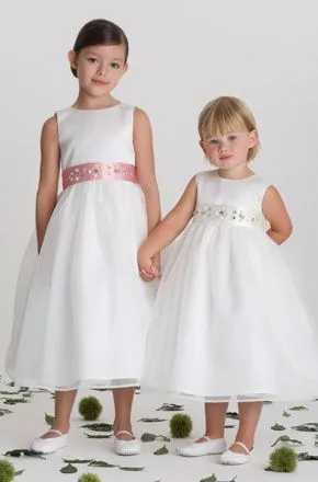 Originales vestidos de fiesta para niñas | Web de la Novia