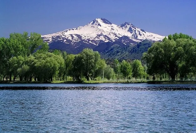 paisagem Erciyes montagem lago árvore | Baixar fotos gratuitas