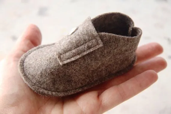 Zapatitos para bebé con fieltro con moldes - Imagui
