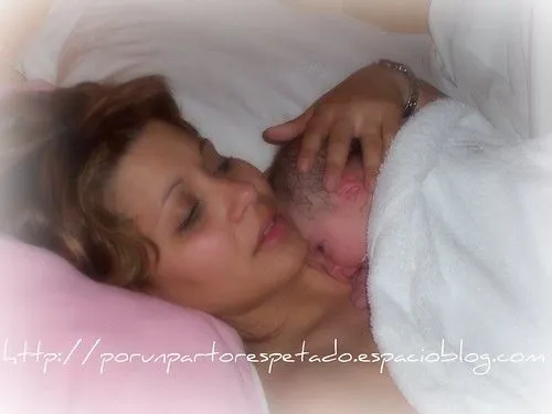 Por un parto respetado.: El nacimiento de Abril (04/11/06)