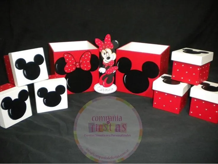 PartyFavors #Souvenirs #MickeyMouse #Minnie Cajitas de madera ...