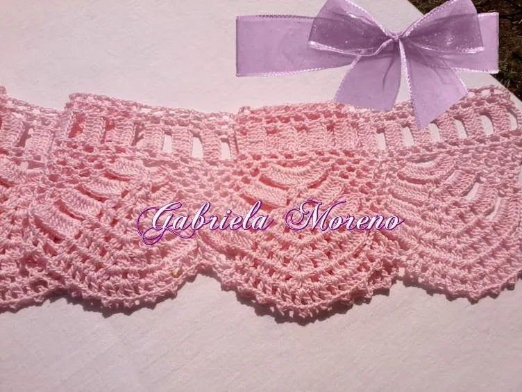 Mis Pasatiempos Amo el Crochet: Puntilla Rosa para cortinas y repisas