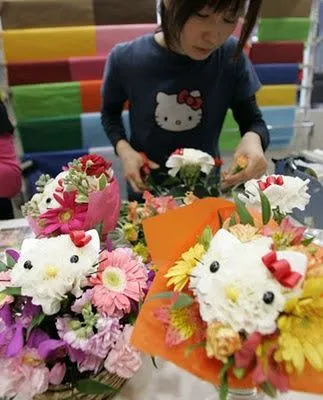 PASO A PASO CON JEANNINE: RAMO DE FLORES HELLO KITTY PASO A PASO CON JEANNINE: RAMO DE FLORES HELLO KITTY