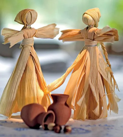 Paso a paso: muñequitas rusas con hojas de maíz | diarioartesanal