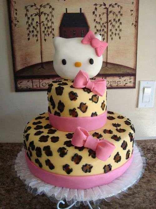 Pastel hello kitty animal print | In love with Cakes | Pinterest ...