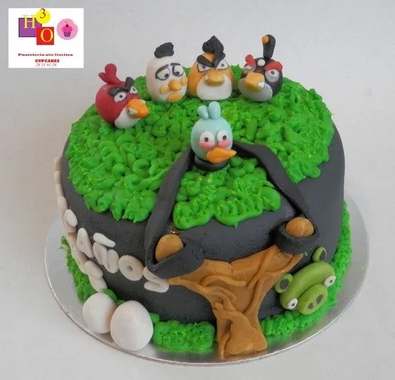 Este e nuestro pastel modelo angry birds.Un modelo que sin duda ...