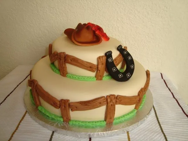 Pastel de vaquero on Pinterest | Cowboy Cakes, Cowboy Birthday ...