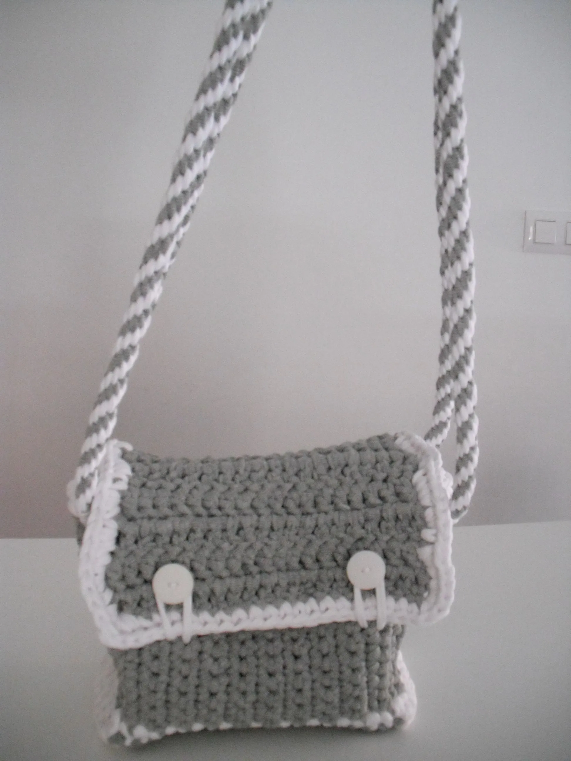 patrones gratis crochet y ganchillo: bolso bandolera