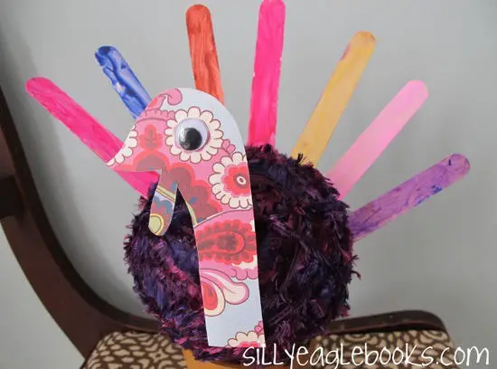 Pavo con palitos de helado | Manualidades Infantiles Pavo con palitos de helado | Manualidades Infantiles