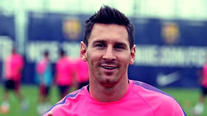 Los peinados de Lionel Messi 2015 - Modaellos.com