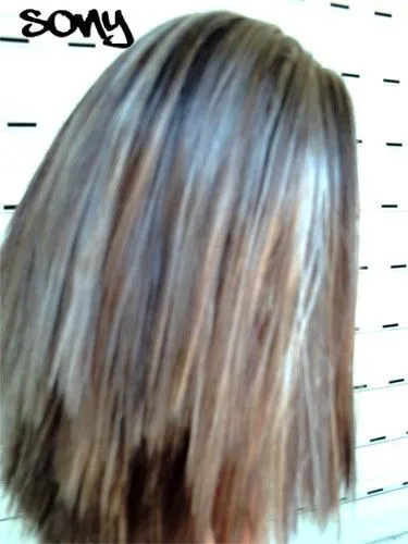 Pelo moreno con mechas rubias | elKonsultorio.es