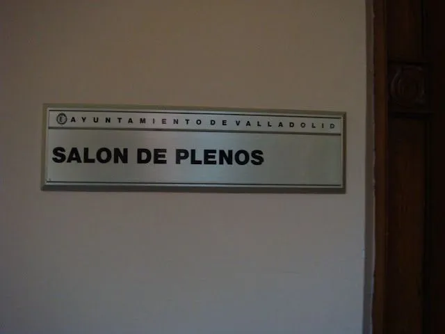 Mi Pequeño Mundo: En el ayuntamiento de Valladolid por la puerta ...