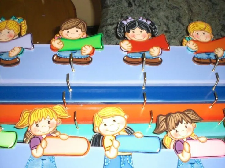 Perchero de preescolar | Manualidades | Pinterest Perchero de preescolar | Manualidades | Pinterest