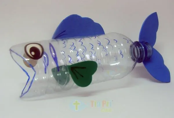 pez-botella-plastico.jpg