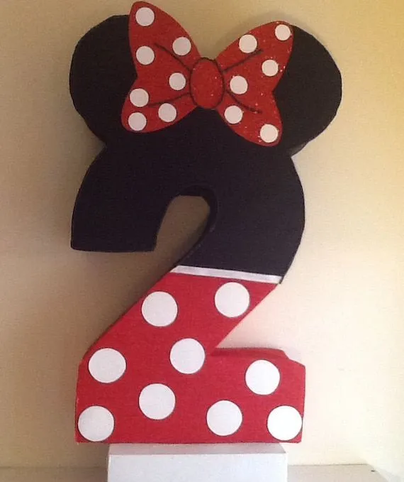 Piñata de Minnie Mouse. Piñata de números. Minnie por aldimyshop