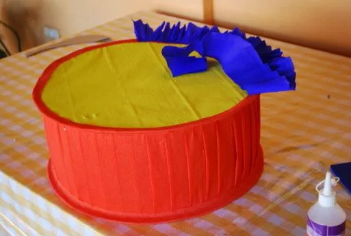 Pasos para hacer una piñata de Pocoyo - Imagui