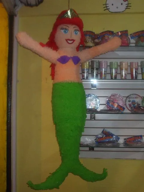 Piñatas de la Sirenita Ariel - Imagui