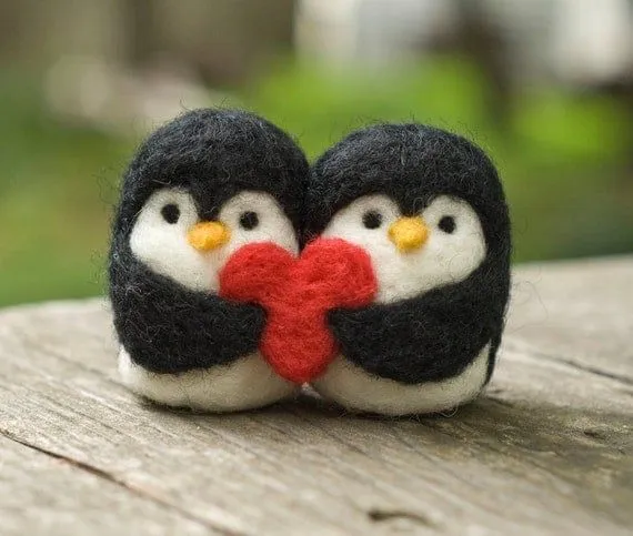 Amor de pingüino - Imagui
