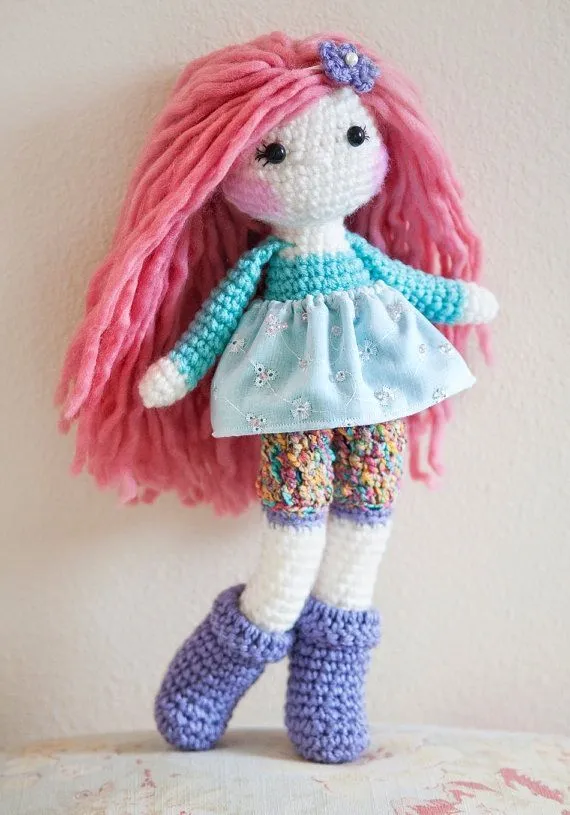 Pink hair crochet doll, made by me :) www.linamariedolls.etsy.com ...