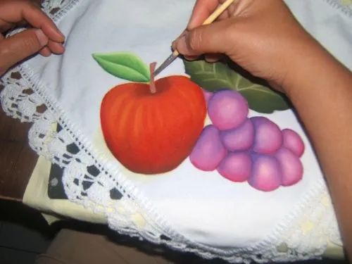 Manteles con frutas pintadas en canasta - Imagui
