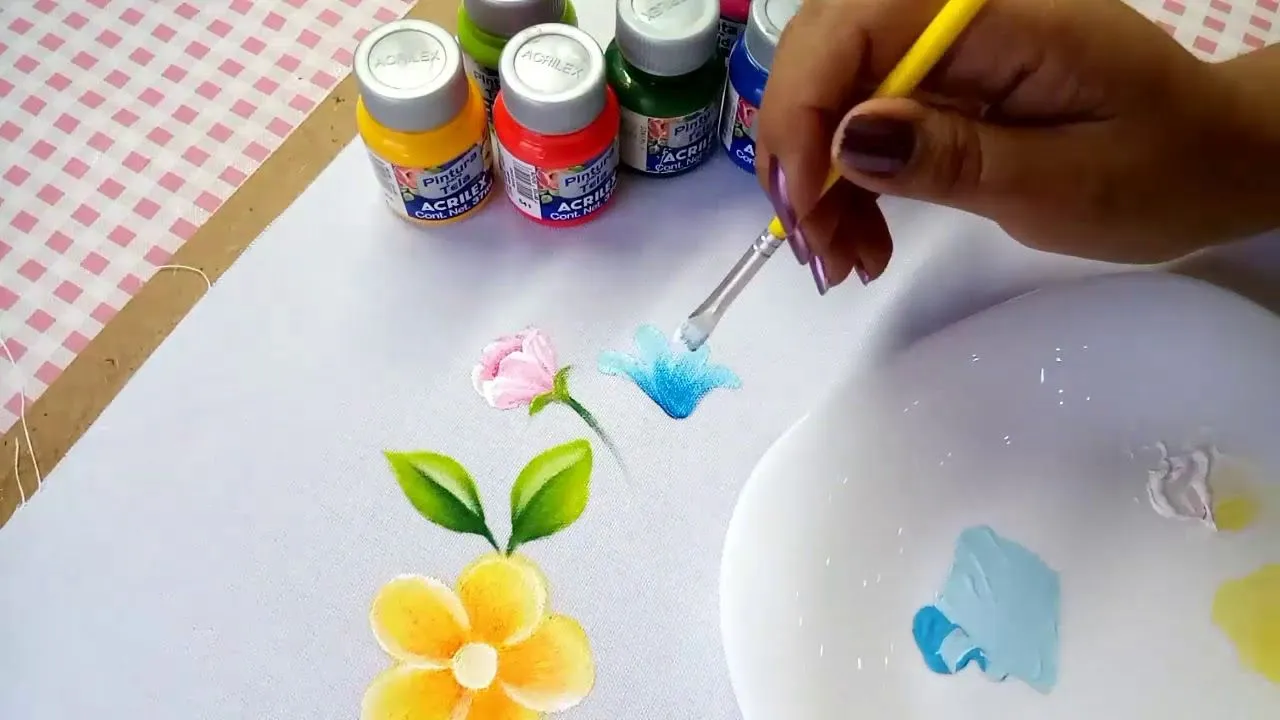 Pintura En Tela Para Principiantes Material Básico Para Pintar Flores -  YouTube