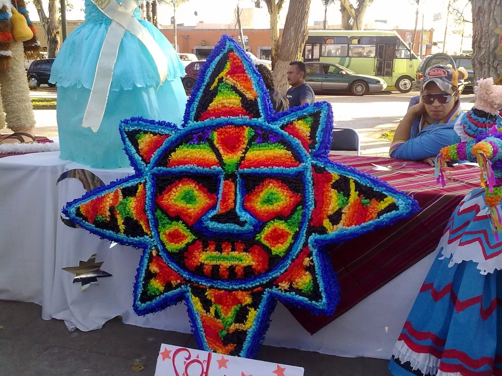 De plantas y algo mas: Concurso de piñatas Navideñas 2010 De plantas y algo mas: Concurso de piñatas Navideñas 2010