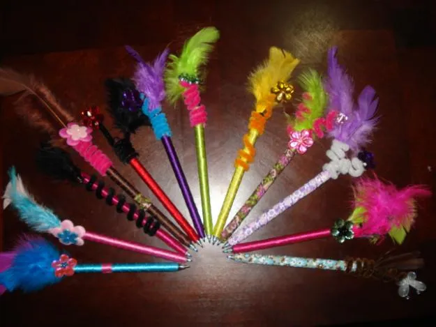 Decoración de plumas para escribir - Imagui Decoración de plumas para escribir - Imagui