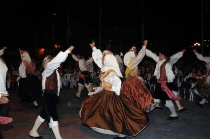 Polca O Polka Es Una Danza Popular Aparecida En Bohemia Hacia 1830 ... Polca O Polka Es Una Danza Popular Aparecida En Bohemia Hacia 1830 ...