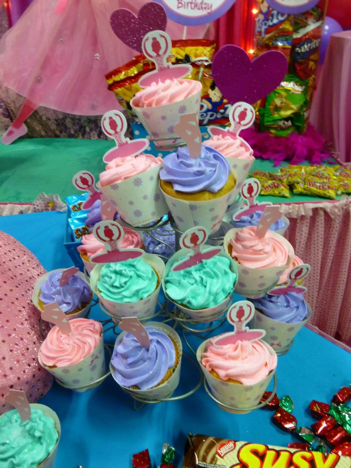 Ponquesitos Decorados | Tortas y Dulces Mariu Ponquesitos Decorados | Tortas y Dulces Mariu