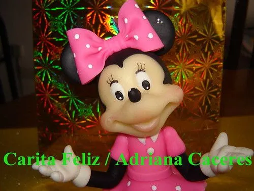 Minnie Mouse bebé en porcelana fria - Imagui