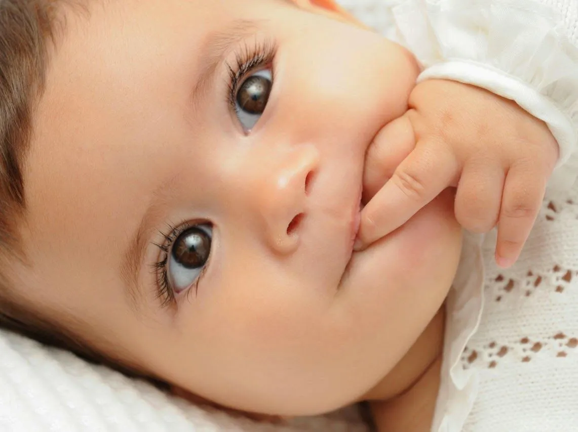 Premamás y Bebés: Los Ojos de Tu Bebé