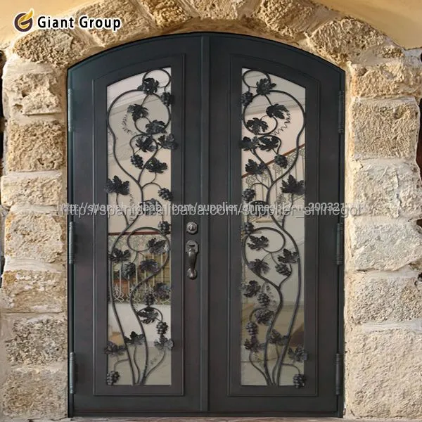 puerta antigua de frente con cristalpuerta bonita/puerta de hierro ...