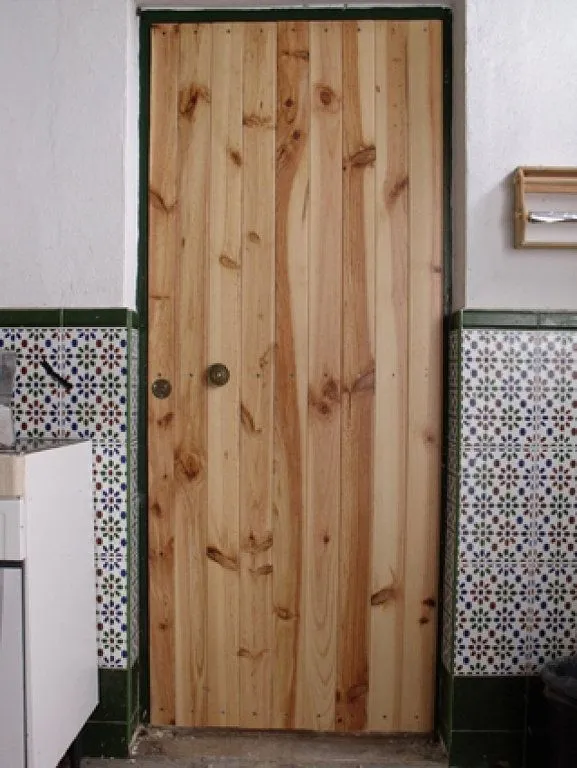 Como hacer puertas de madera rusticas - Imagui